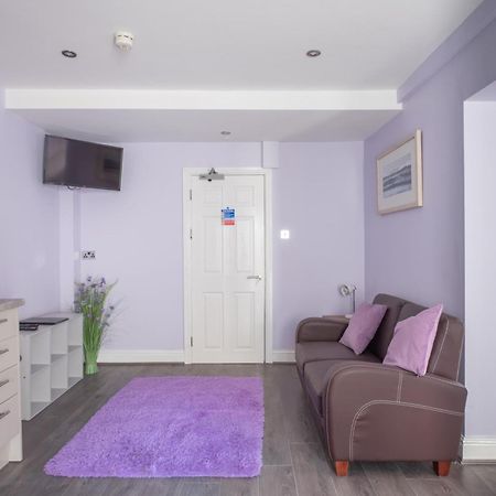 Tenby Town Centre Romantic Retreat Apartment For 2 Zewnętrze zdjęcie